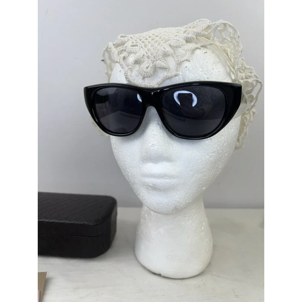 New BOTTEGA VENETA BV186/S BLACK Cat Eyes SUNGLASSES 54-16-135mm‎ W Leather Case